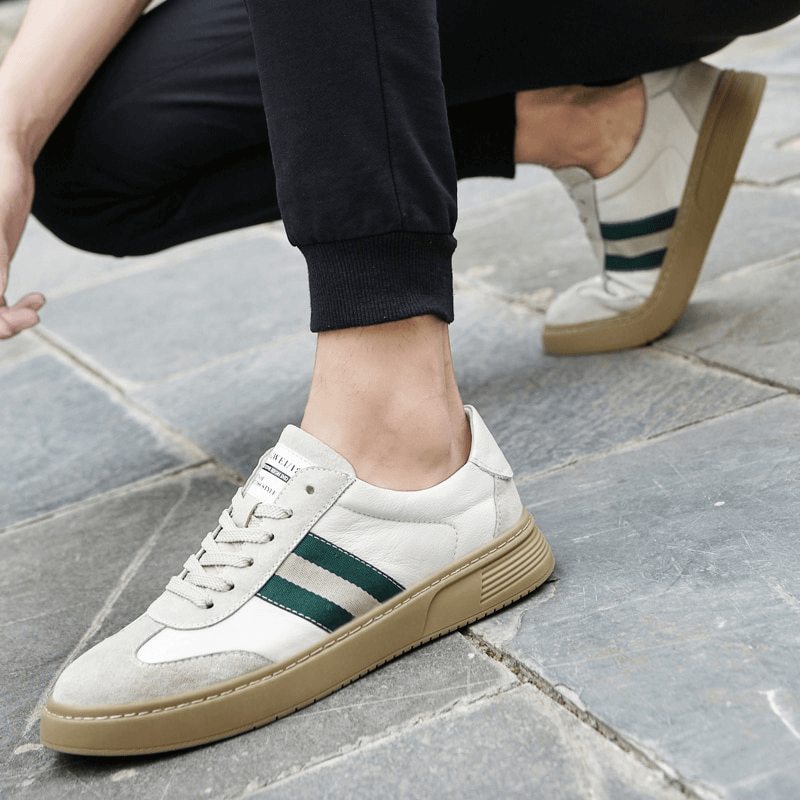 Stylish leather men's sports shoes SF1176 with green stripes, perfect for modern men. Premium leather, breathable lining, rubber outsole.